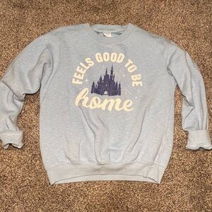 Feels good to be home Disney Pullover blue sweatshirt castle crewneck xsRARE!